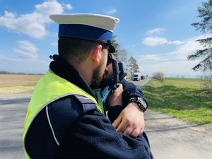 fotografia policjanta ruchu drogowego